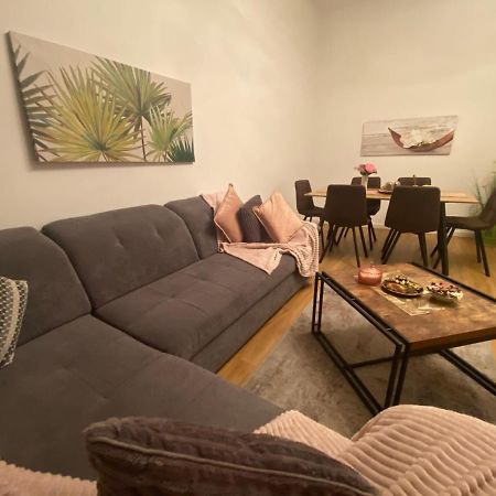 Biljka Apartment Wina Bagian luar foto