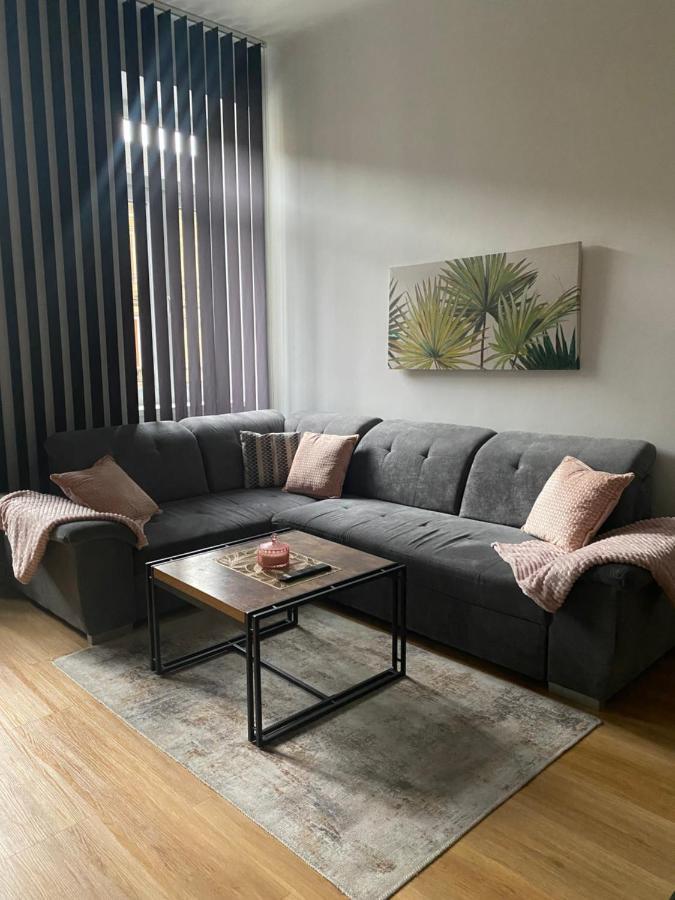 Biljka Apartment Wina Bagian luar foto