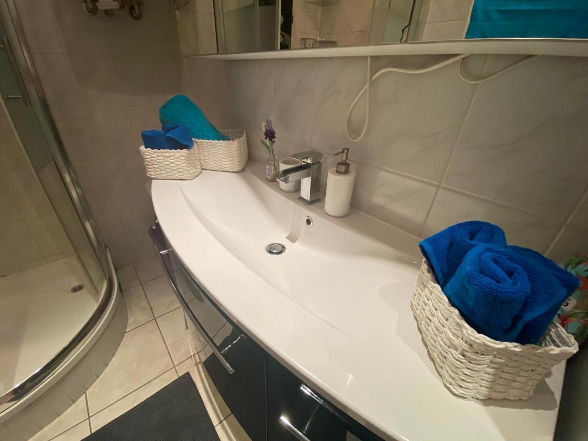Biljka Apartment Wina Bagian luar foto